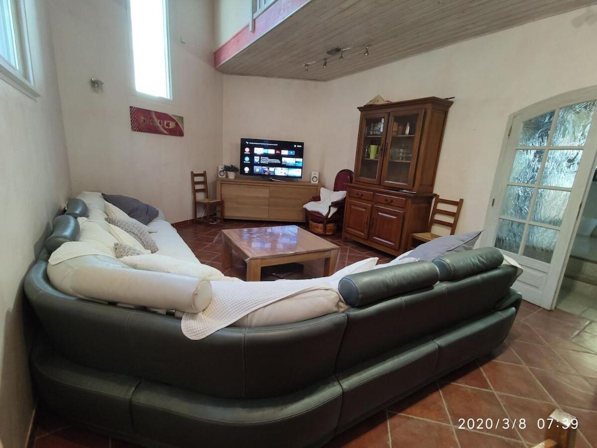 La Villa Moursoise 4 Etoiles エクステリア 写真