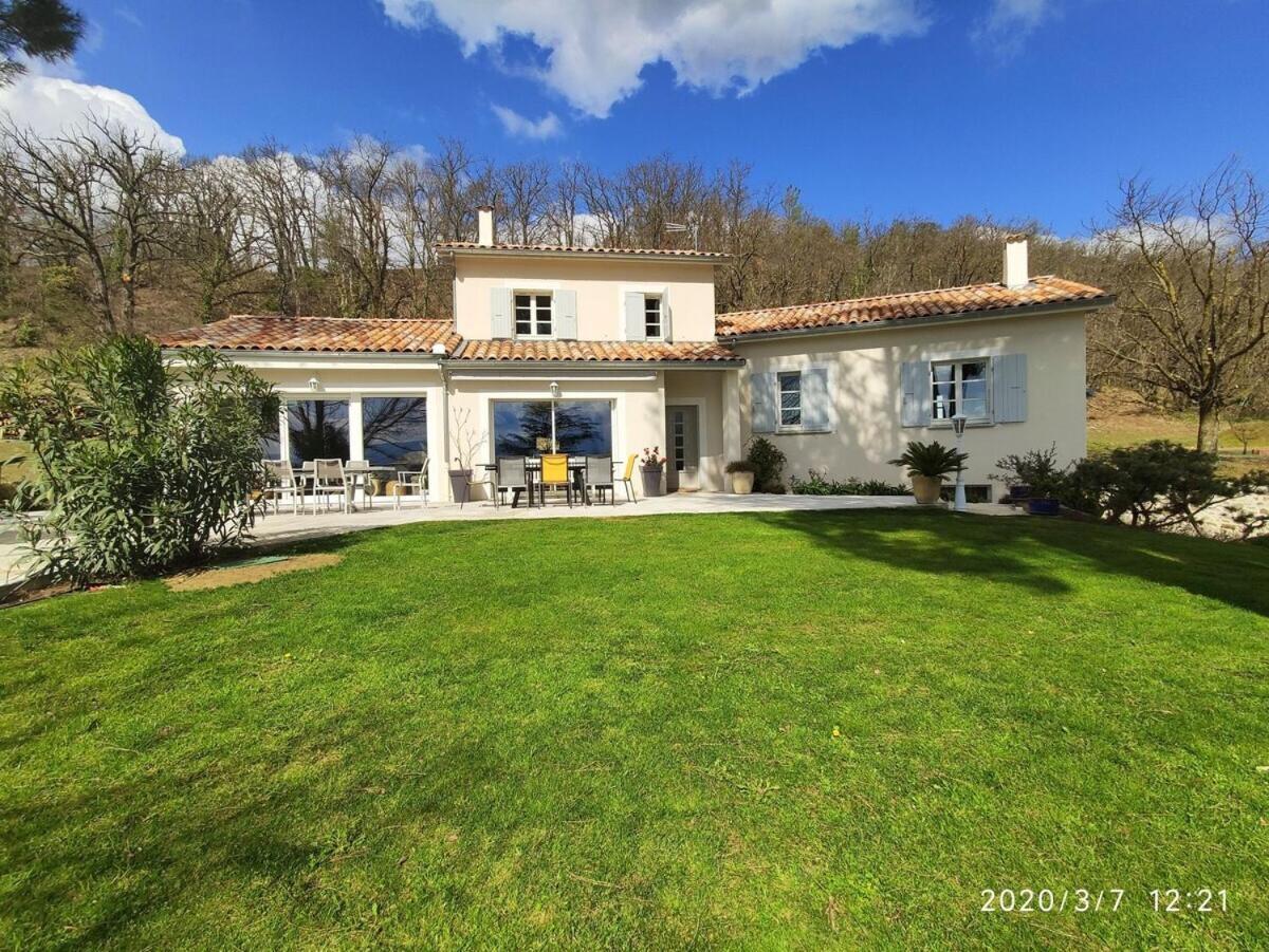 La Villa Moursoise 4 Etoiles エクステリア 写真