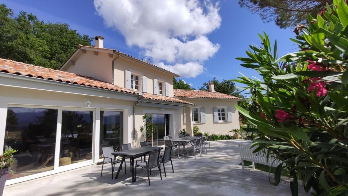 La Villa Moursoise 4 Etoiles エクステリア 写真