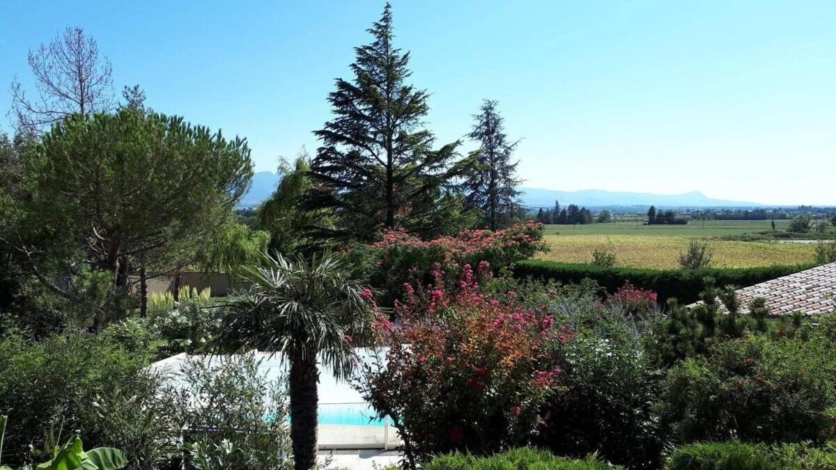 La Villa Moursoise 4 Etoiles エクステリア 写真