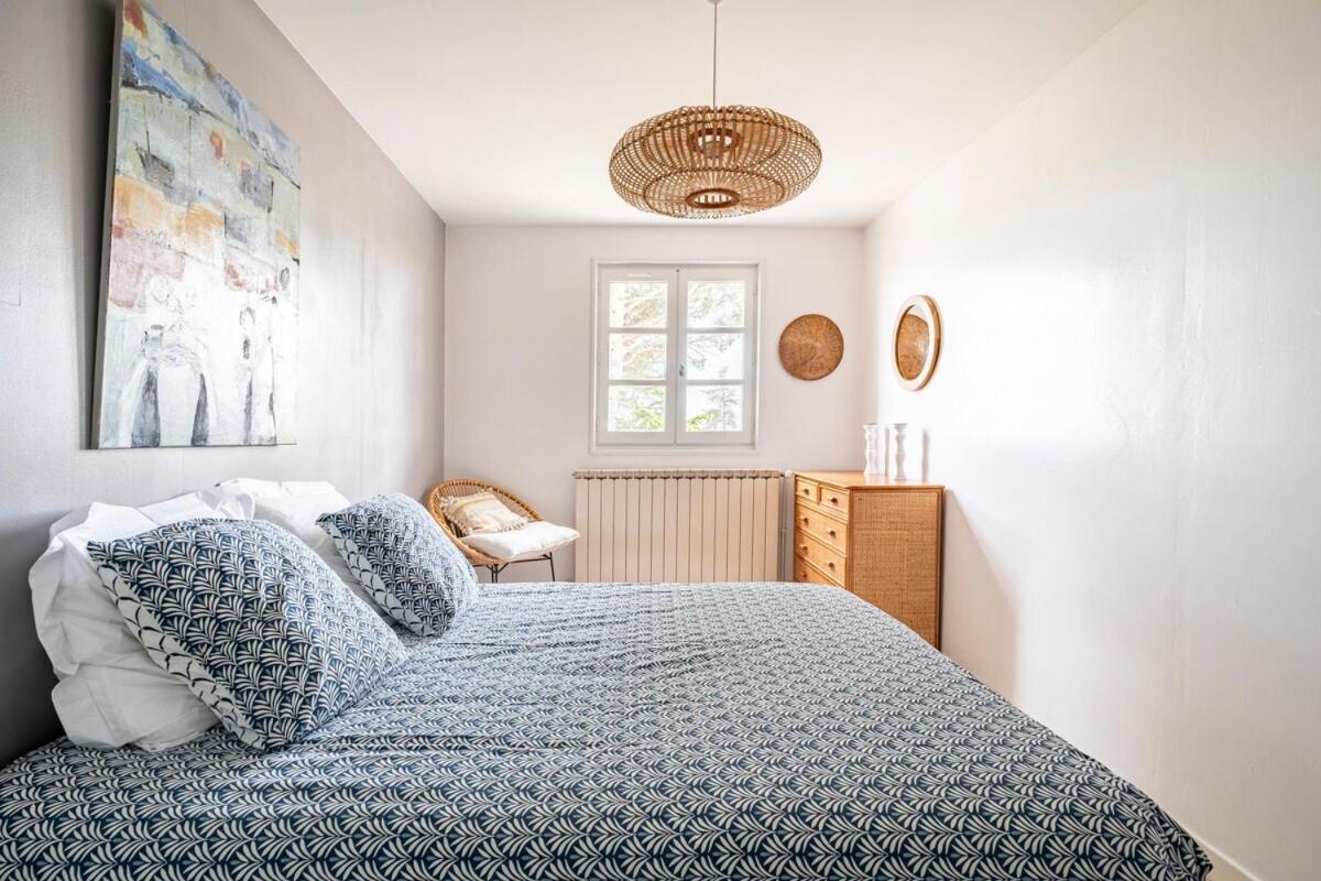 La Villa Moursoise 4 Etoiles エクステリア 写真